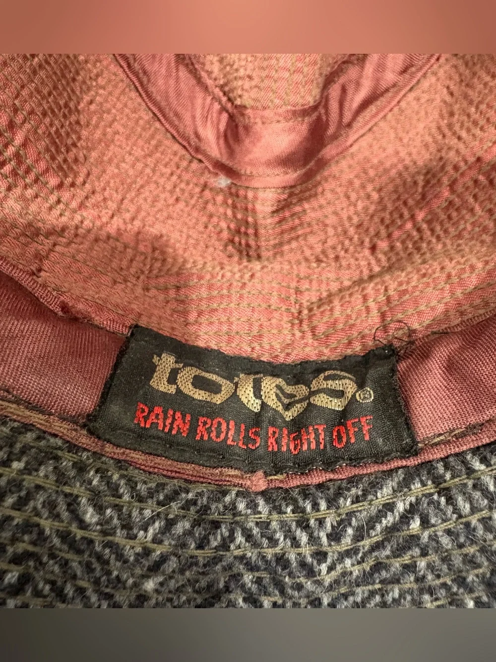 totes features structured